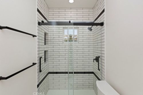 3745 Hollingsworth Rd, Altadena CA  91001-3857 exterior