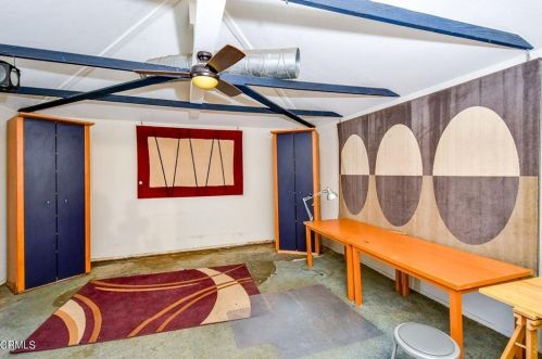 7731 Amestoy Ave, Van Nuys CA 91406-1601 exterior