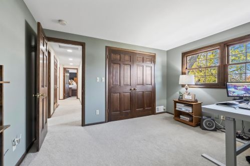 1110 Downing Dr, Waukesha WI  53186-6735 exterior
