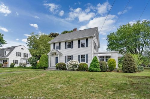 24 Everett St, Bristol, CT 06010-2912