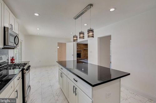 34 Thurston Ave, Trenton NJ  08618-1710 exterior