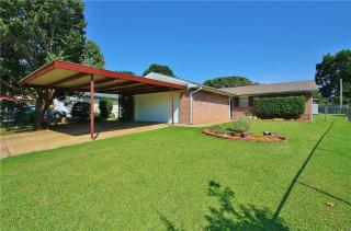 203 Kimberly Ln, Yukon, OK 73099-2021