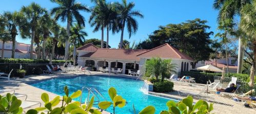 2105 Arielle Dr, Naples FL  34109-0338 exterior