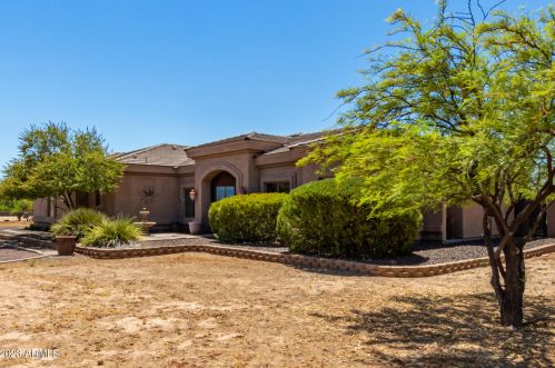 25425 Blue Sky Dr, Wittmann, AZ 85361-2716