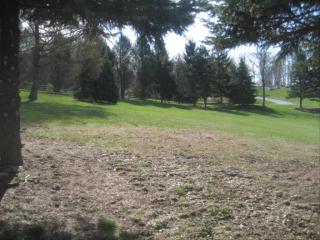 6635 Oak Dr, Slatington, PA 18080-3250