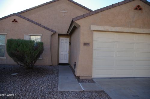 41282 Vine Ave, San Tan Valley, AZ 85140-5452