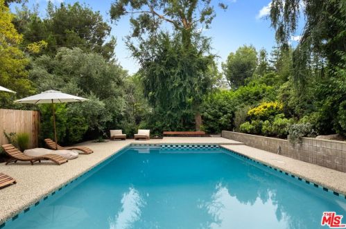 5457 La Forest Dr, La Canada CA  91011-1341 exterior