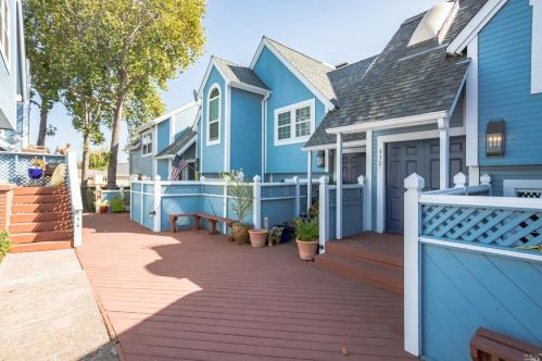 332 Marina Village Way, Benicia, CA 94510-3253