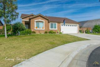2402 Tropical Ave, Bakersfield, CA 93313-2203