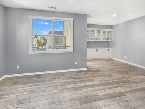 31889 Calle Luz, Temecula CA  92592-3930 exterior