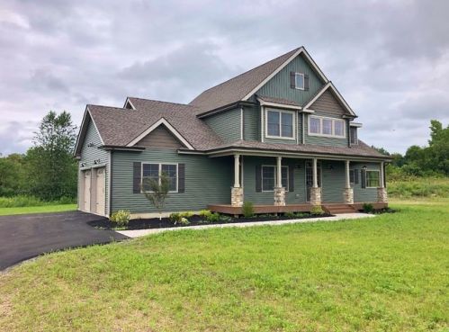 99 Le Fevre Ln, New Paltz, NY 12561-2675
