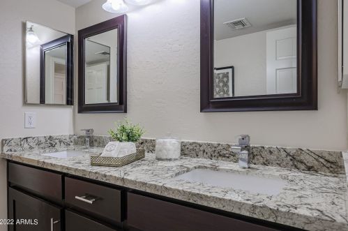 5013 Cholla St, Scottsdale AZ  85254-4630 exterior