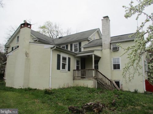 1810 Schwenksville Rd, Collegeville PA  19473-1942 exterior