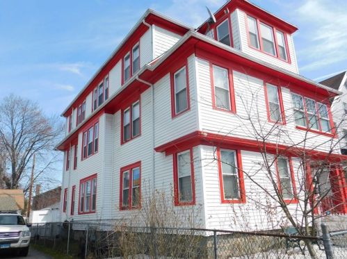 754 Wood Ave, Bridgeport, CT 06604-2125