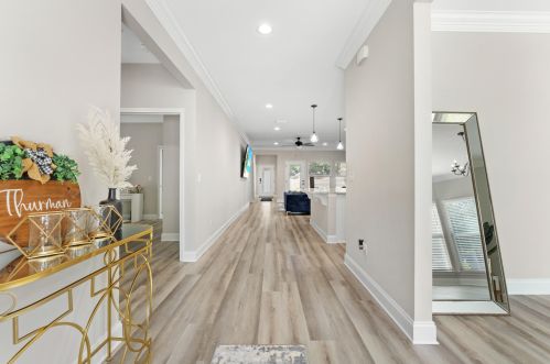 31 8th Ave, Shalimar FL  32579-1806 exterior