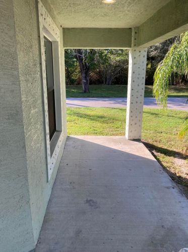 2 Las Olas Ln, Port Saint Lucie FL  34952-8511 exterior