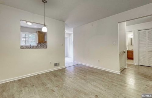 1807 Faulkner Ct, Mahwah NJ  07430-3491 exterior