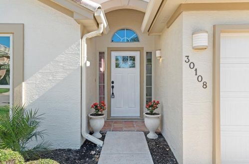 30108 Hacienda Ln, Georgetown TX  78628-1156 exterior