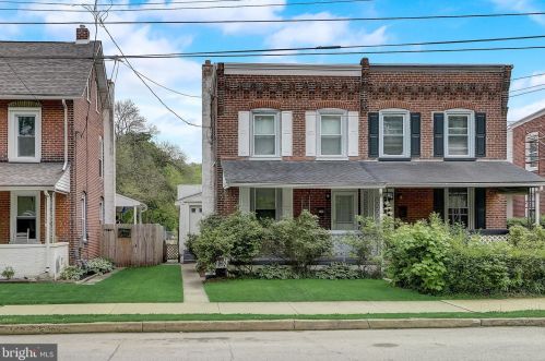 132 Viaduct Ave, Downingtown PA  19335-2847 exterior