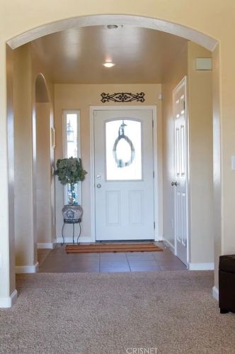 27511 Stallion Springs Dr, Tehachapi, CA 93561-5272