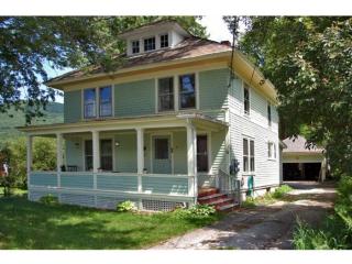 48 Russell St, Sunderland, VT 05250-8900
