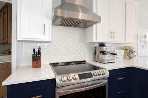 110 Spring Water Way, Folsom CA  95630-2073 exterior