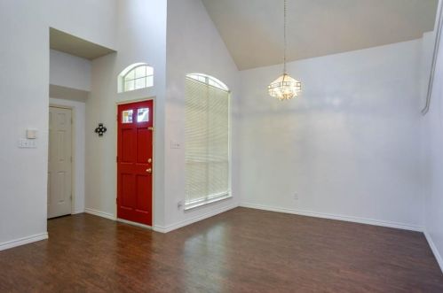 2952 Crystal Springs Ln, Richardson TX  75082-3424 exterior
