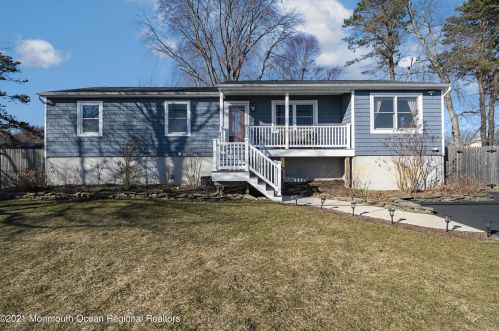 620 Bowsprit Pt, Lacey Township, NJ 08734-2605