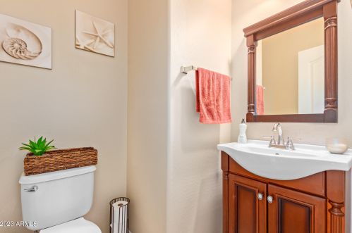 1743 Chatsworth, Mesa AZ 85212-2374 exterior