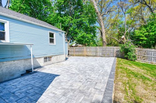 55 Folsom Ave, Huntington Station NY  11746-1015 exterior