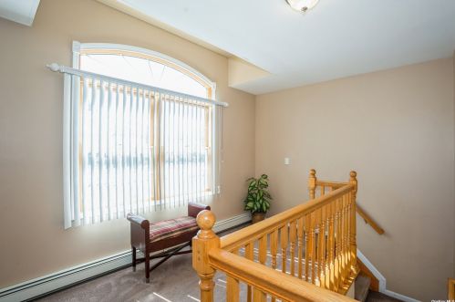 147 Washington Ave, Holtsville NY  11742-1051 exterior