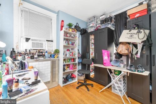 3936 Glendale St, Philadelphia PA  19124-5510 exterior