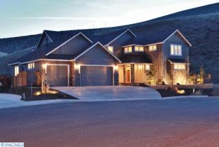 1335 Alla Vista St, Richland, WA 99352-7808