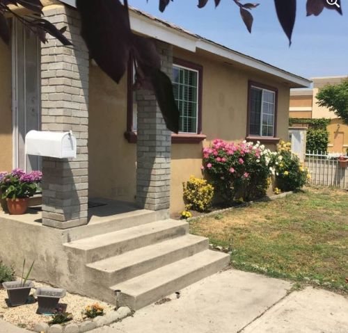 3171 Norton Ave, Lynwood, CA 90262-1855