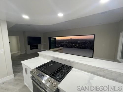 1110 Monterey Dr, El Cajon CA  92020-6718 exterior