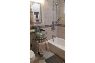 188 214th St, Long Beach, CA 90745-2001