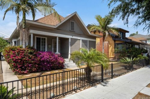 529 4th St, Long Beach, CA 90802-2177