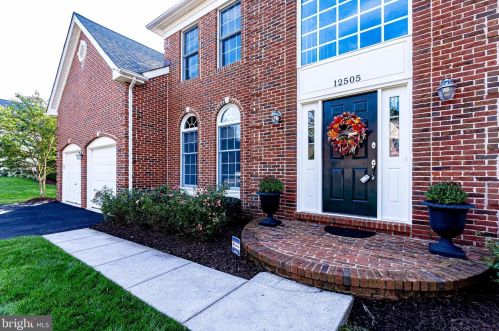 12505 Ridgegate Dr, Herndon, VA 20170-2571