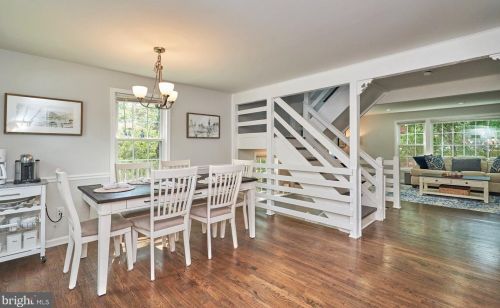 13185 Putnam Cir, Woodbridge VA  22191-1028 exterior