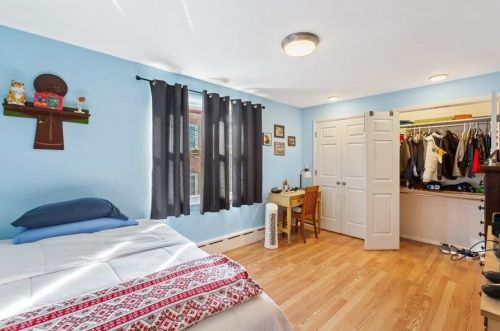 160 52 St, Bayonne NJ  07002-2111 exterior