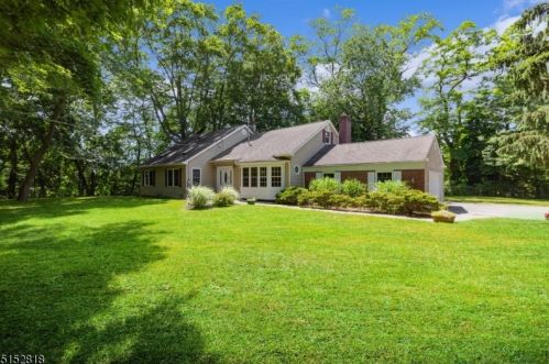 30 Meslar Rd, Greystone Park, NJ 07950-1616