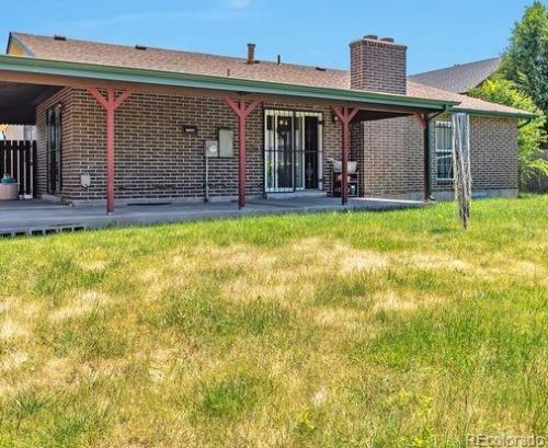 5025 Blackhawk Way, Denver CO 80239-3745 exterior