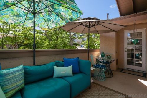 5957 Gaines St, San Diego, CA 92110-1439