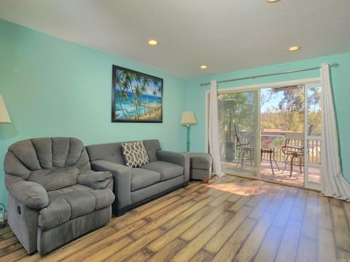 10283 Caminito Toronjo, San Diego CA 92131-2013 exterior