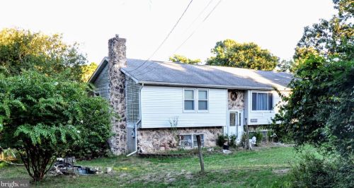 248 Ridge Rd, Browns Mills, NJ 08015-4513