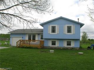 5530 Hoffman Rd, Roaming Shores, OH 44085-9624