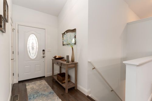 8709 Sentry Dr, Florence KY  41042-8275 exterior