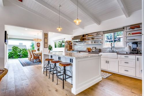 600 Anderson St, Manhattan Beach CA  90266-5934 exterior