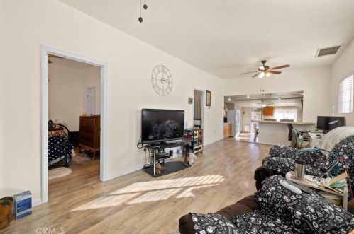 625 8th St, San Bernardino CA  92410-2916 exterior