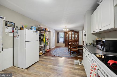 1039 Queen St, Pottstown PA  19464-5827 exterior